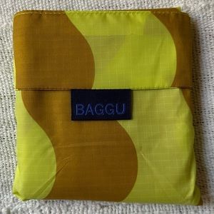 STANDARD BAGGU